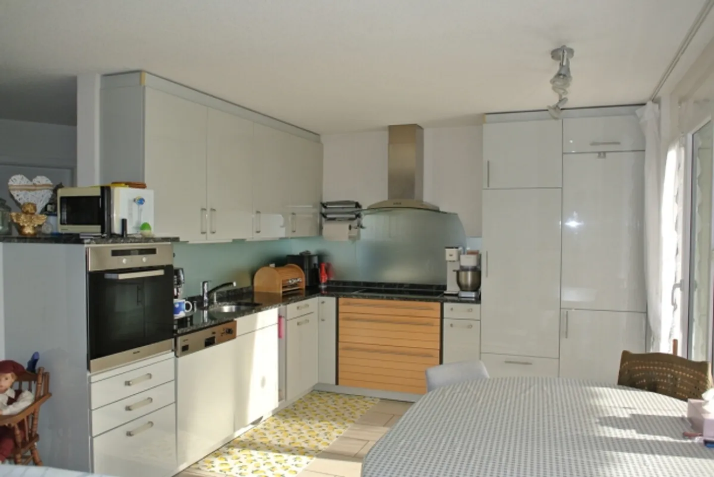 «Wohnen mit Lebensqualität Modernes EFH mit gepflegtem Garten» - Foto 7 di 13