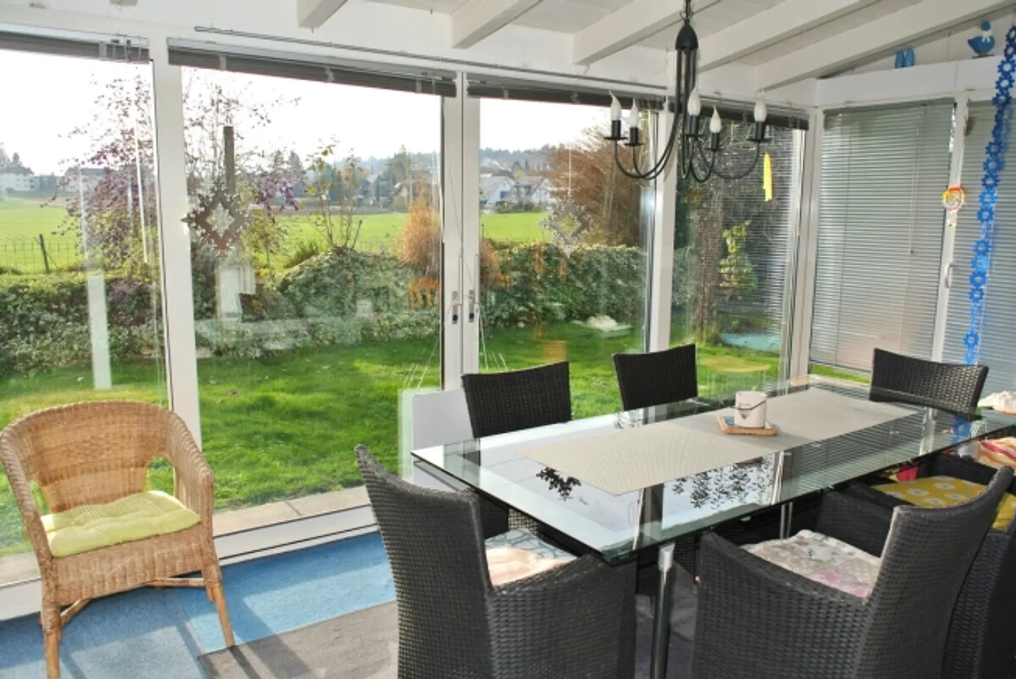 «Wohnen mit Lebensqualität Modernes EFH mit gepflegtem Garten» - Foto 10 di 13