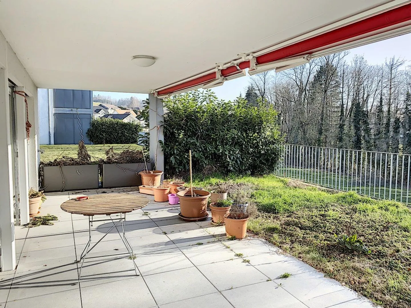 Appartement Charmant avec Jardin - Photo 3 sur 11