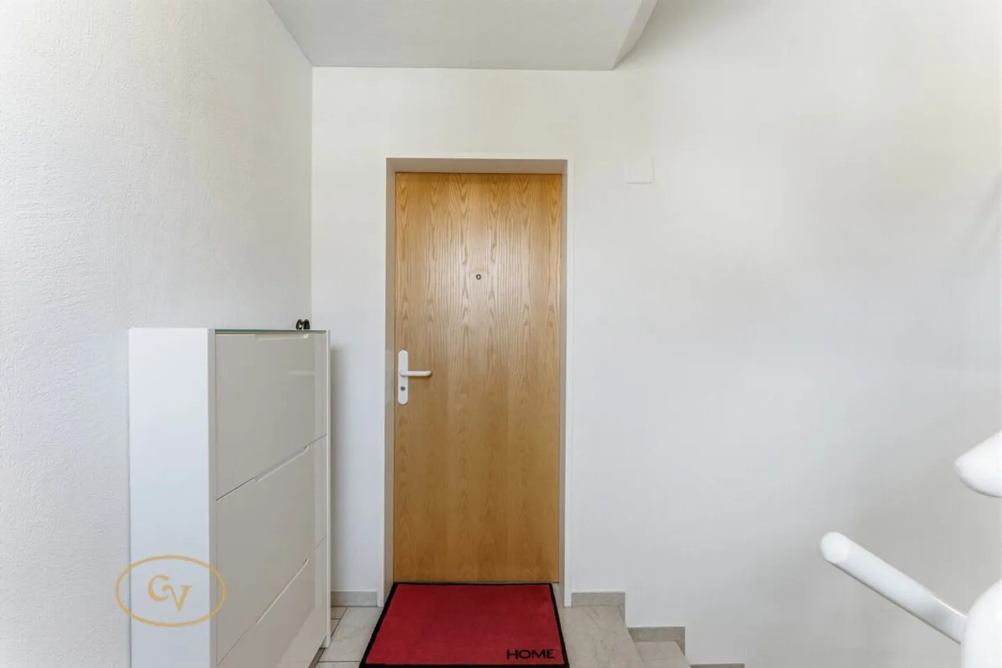 Sunny maisonette apartment with charm in the heart of Sins - Photo 23 of 33