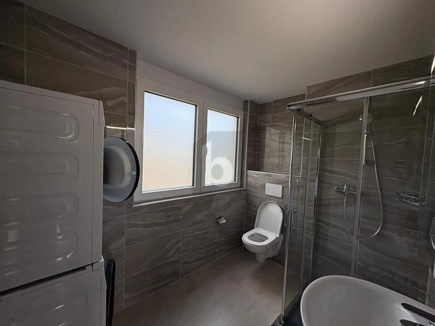 HIGH-QUALITY IN A QUIET LOCATION WITH A VIEW! - Photo 4 of 6