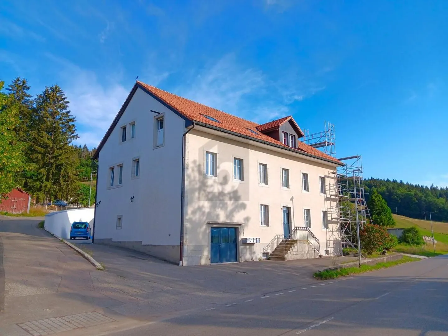 Appartement Spacieux Près du Lac Joux - Photo 1 sur 5