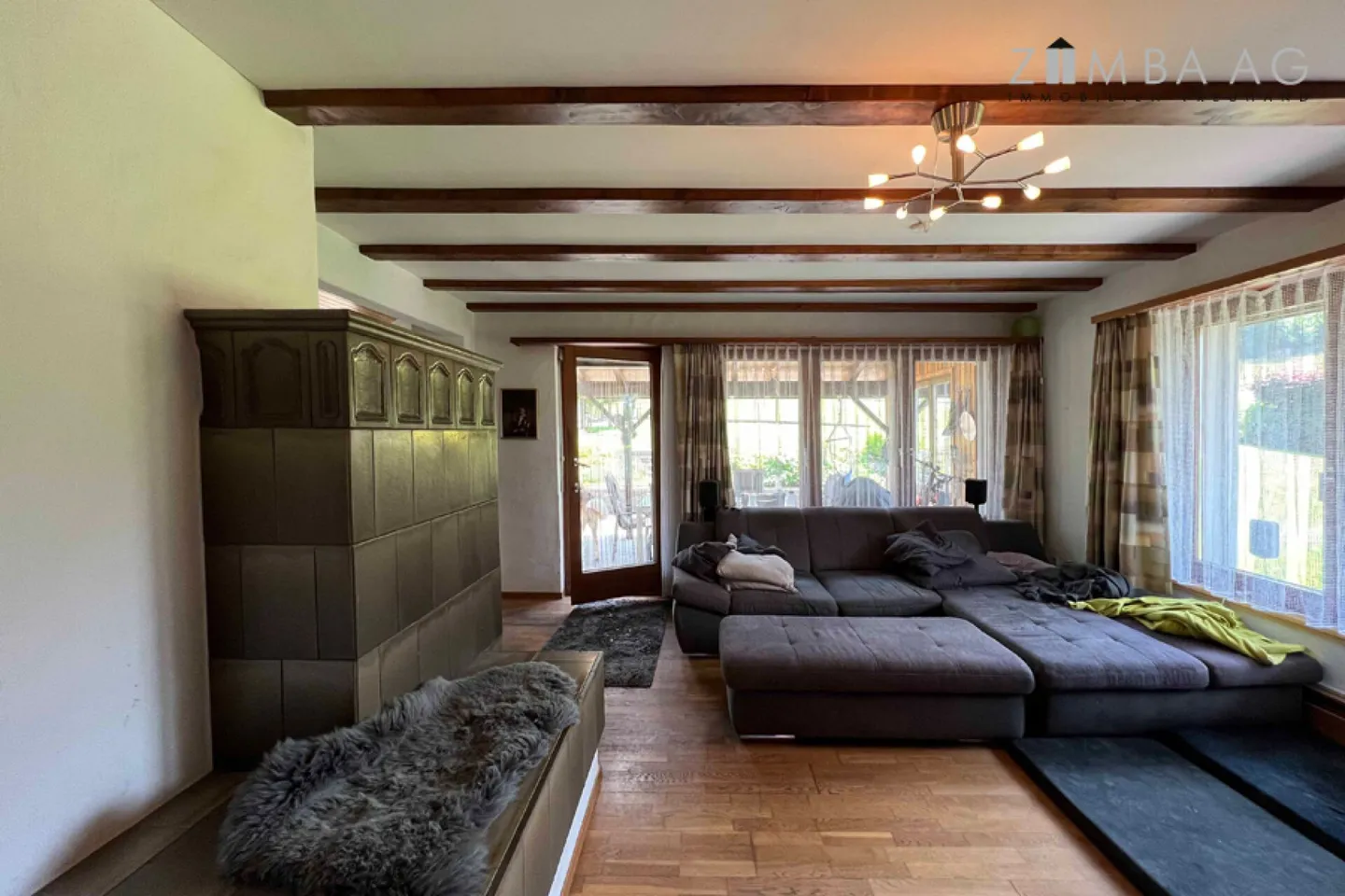 Idéal pour la vie multi-générationnelle ou le télétravail : Vivre au calme au bout d'une impasse et pourtant à quelques minutes de la gare, des commerces et de la vieille ville - Photo 12 sur 19