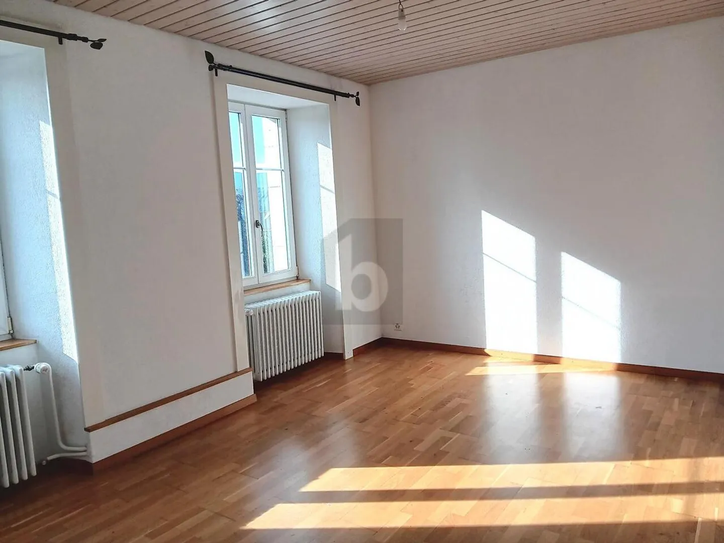 Appartement Spacieux Près du Lac Joux - Photo 4 sur 5