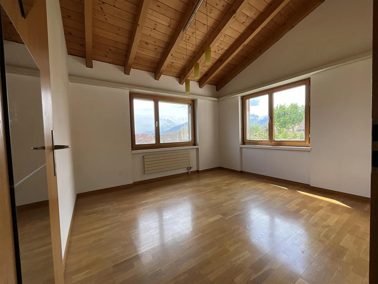 Paradis familial ensoleillé avec appartement - Photo 5 sur 11