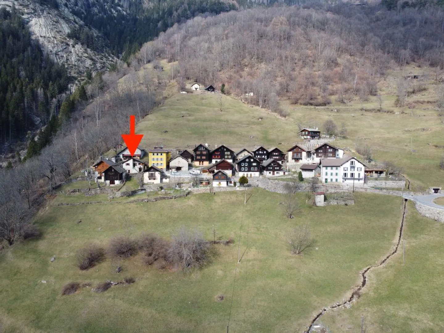 Charming Rustic Mountain House with Panoramic View - Photo 1 of 7