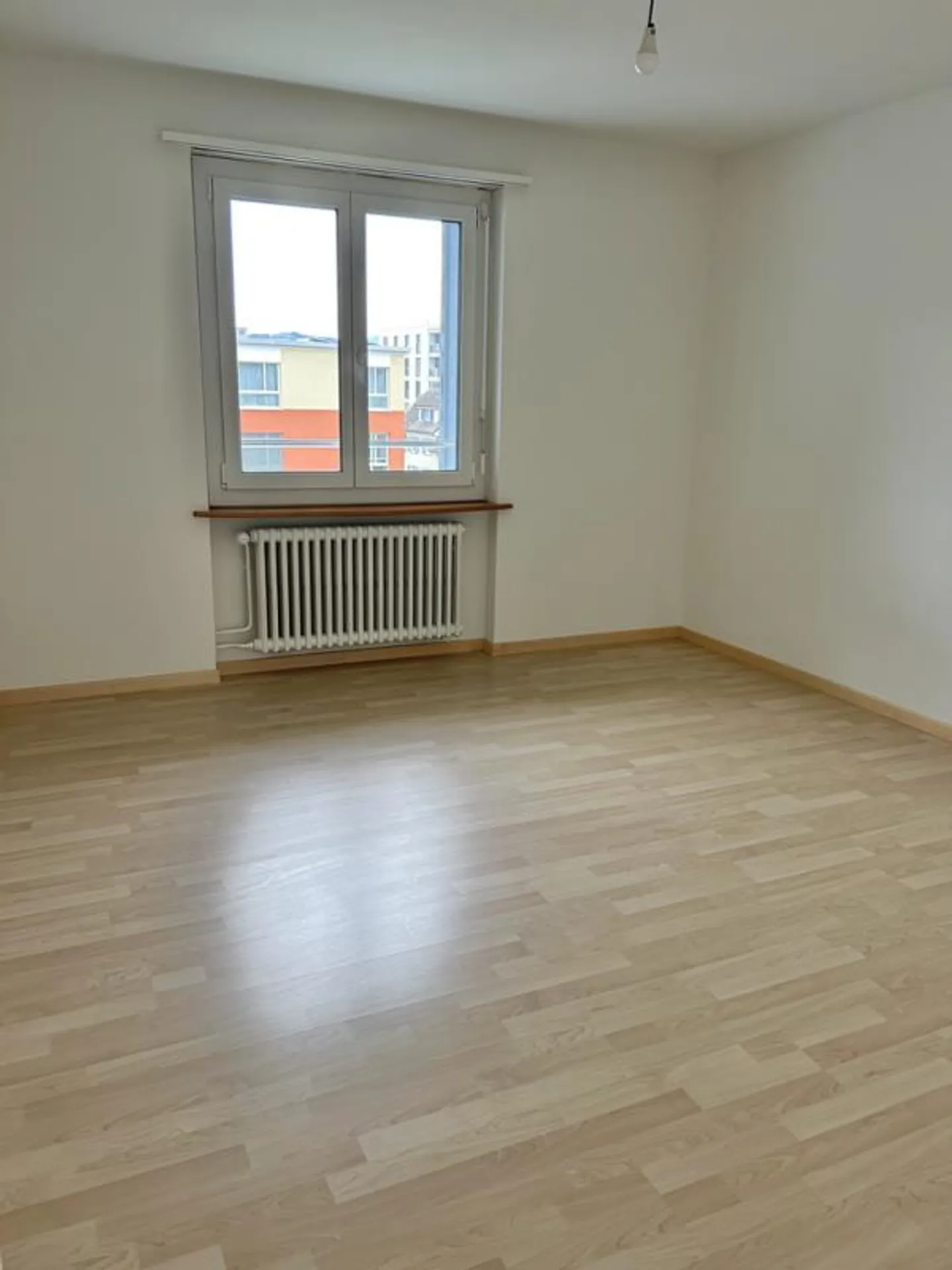 Vivere in una posizione tranquilla ma centrale - Foto 6 di 8