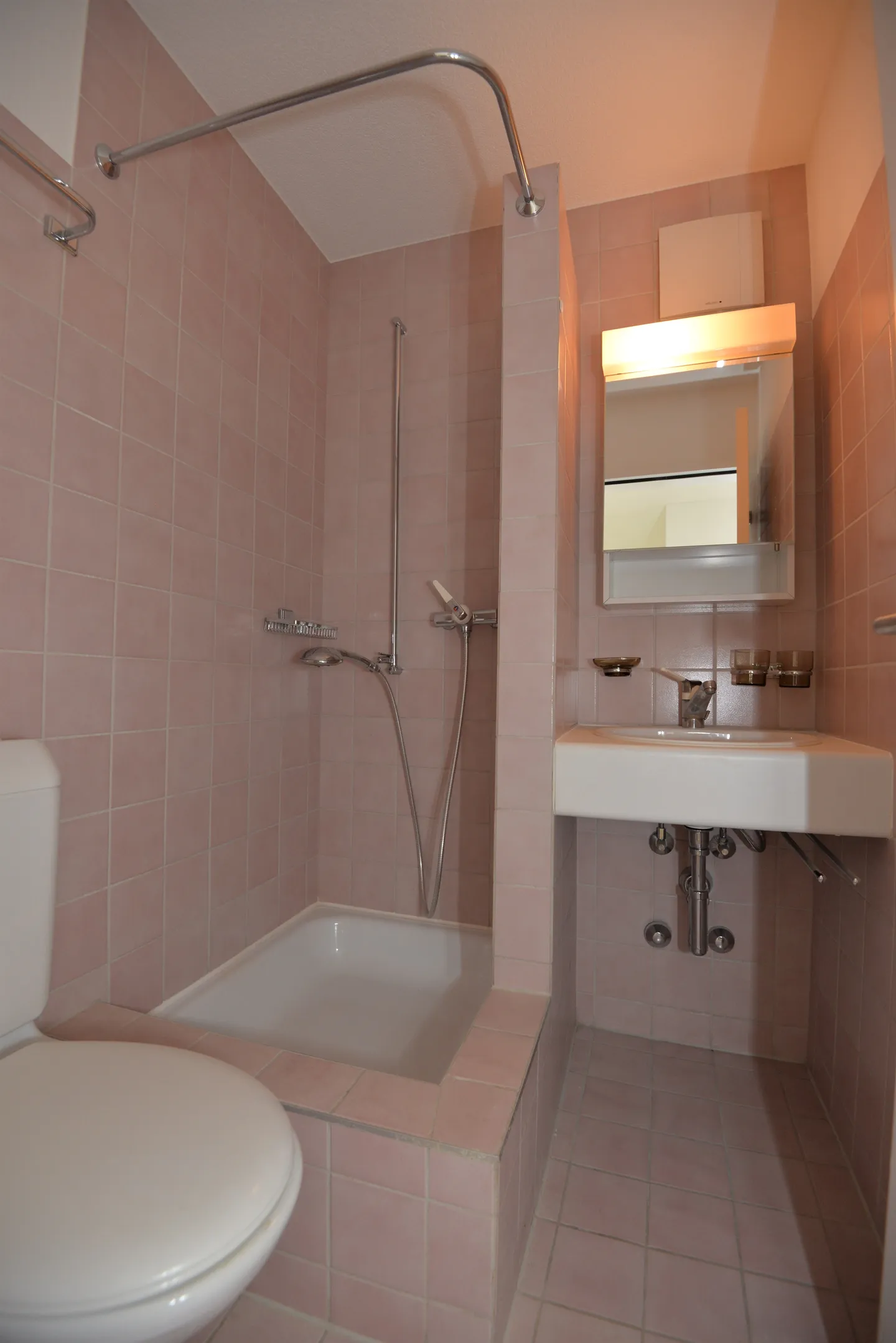 Apartment for rent - Photo 6 of 6