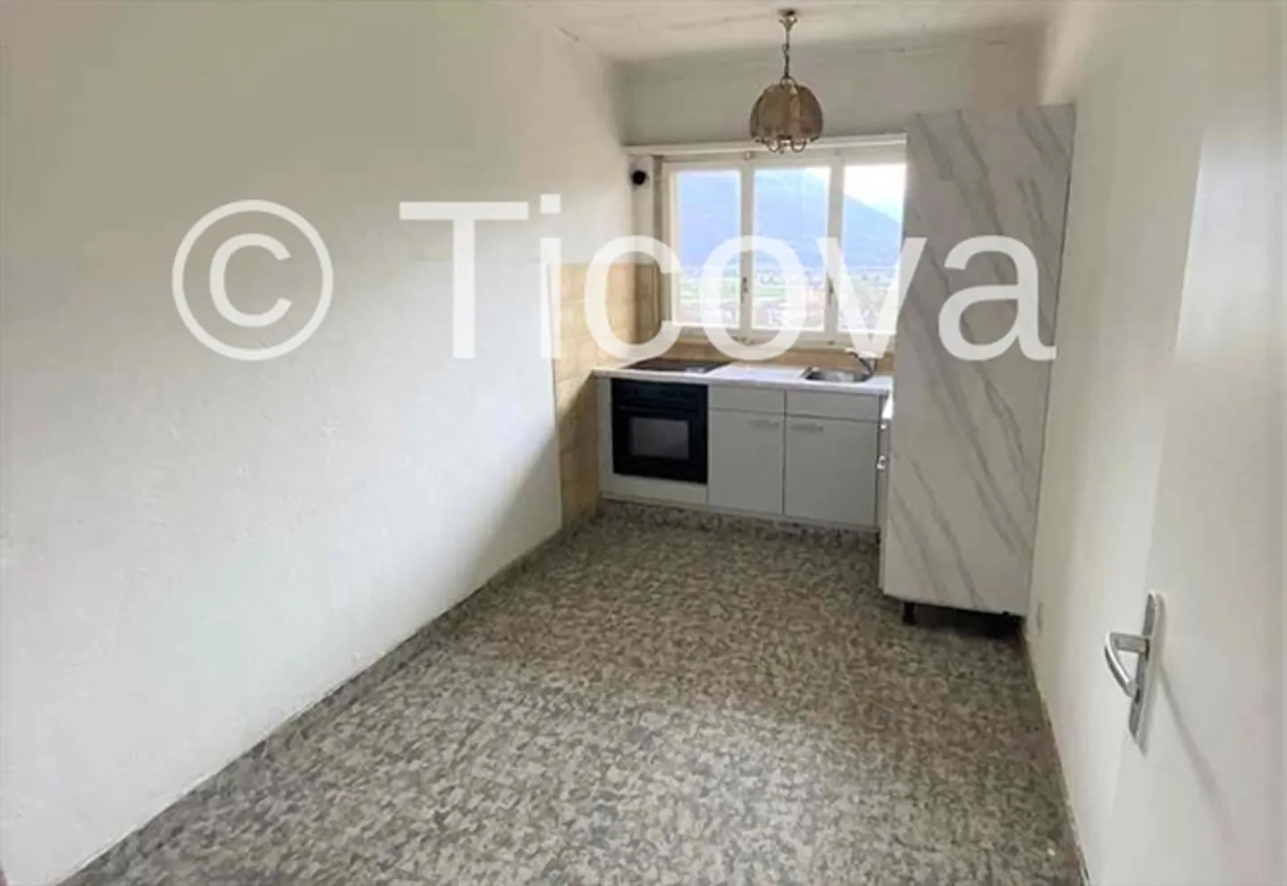 Cadenazzo in posizione soleggiata, con vista libera - Foto 5 di 6