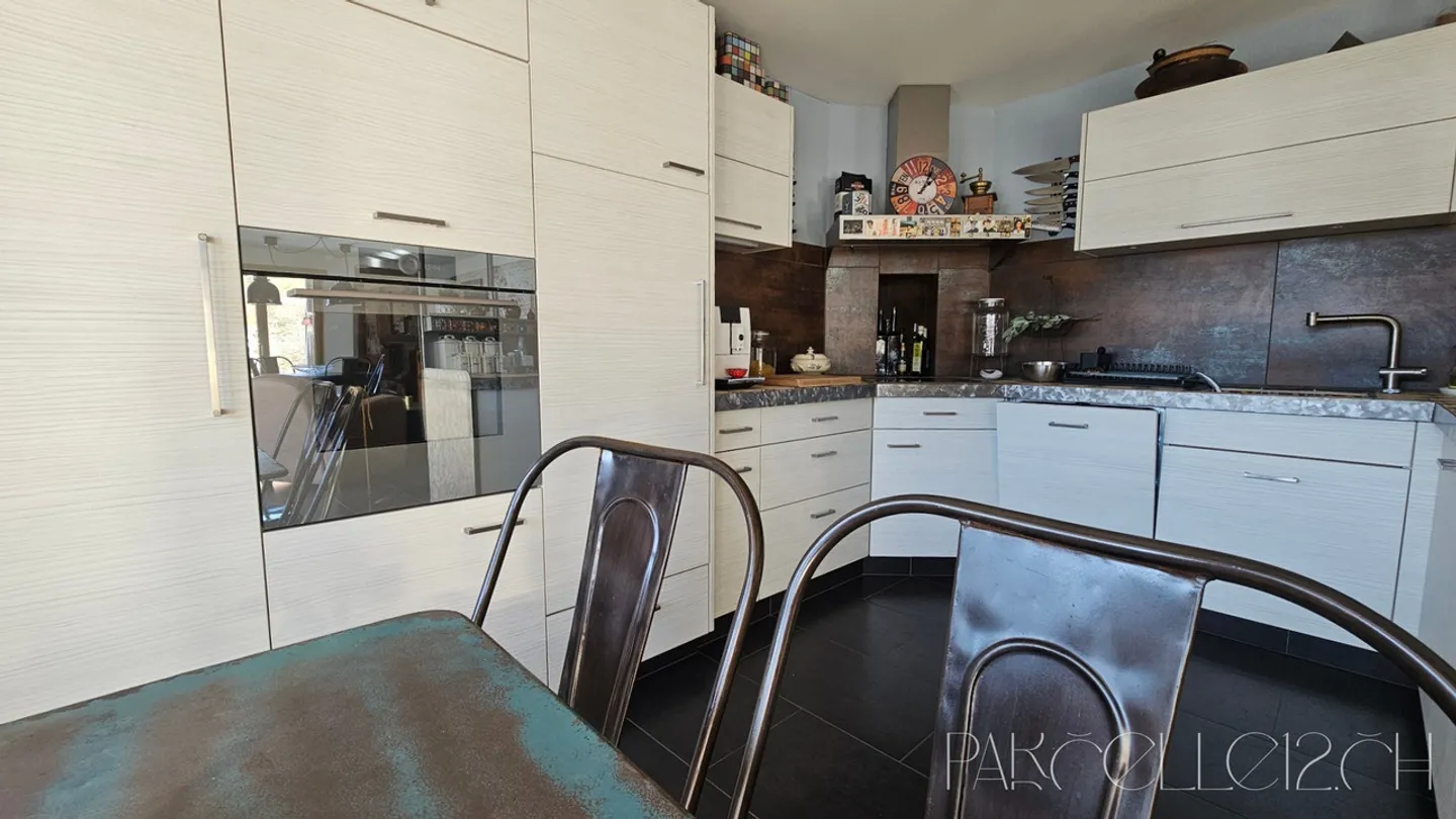 Appartement de Luxe avec Jardin Privatif - Photo 4 sur 12