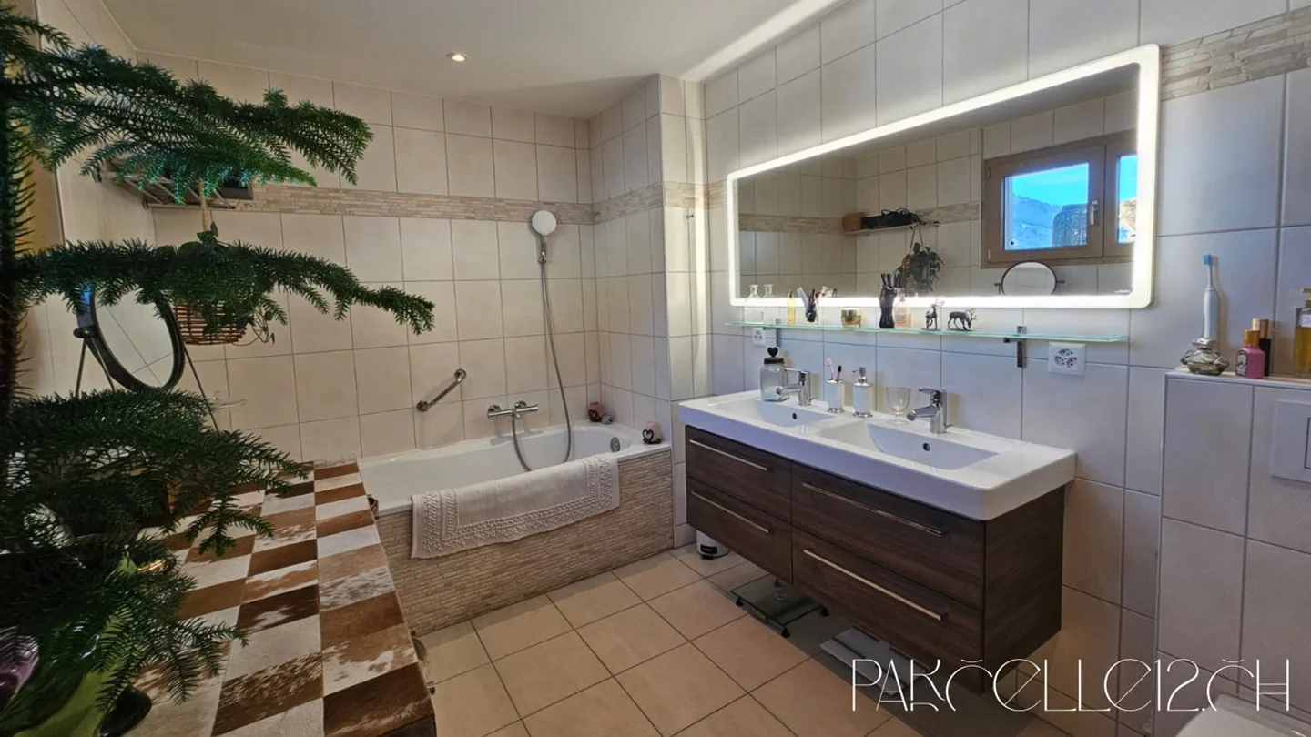 Appartement de Luxe avec Jardin Privatif - Photo 8 sur 12