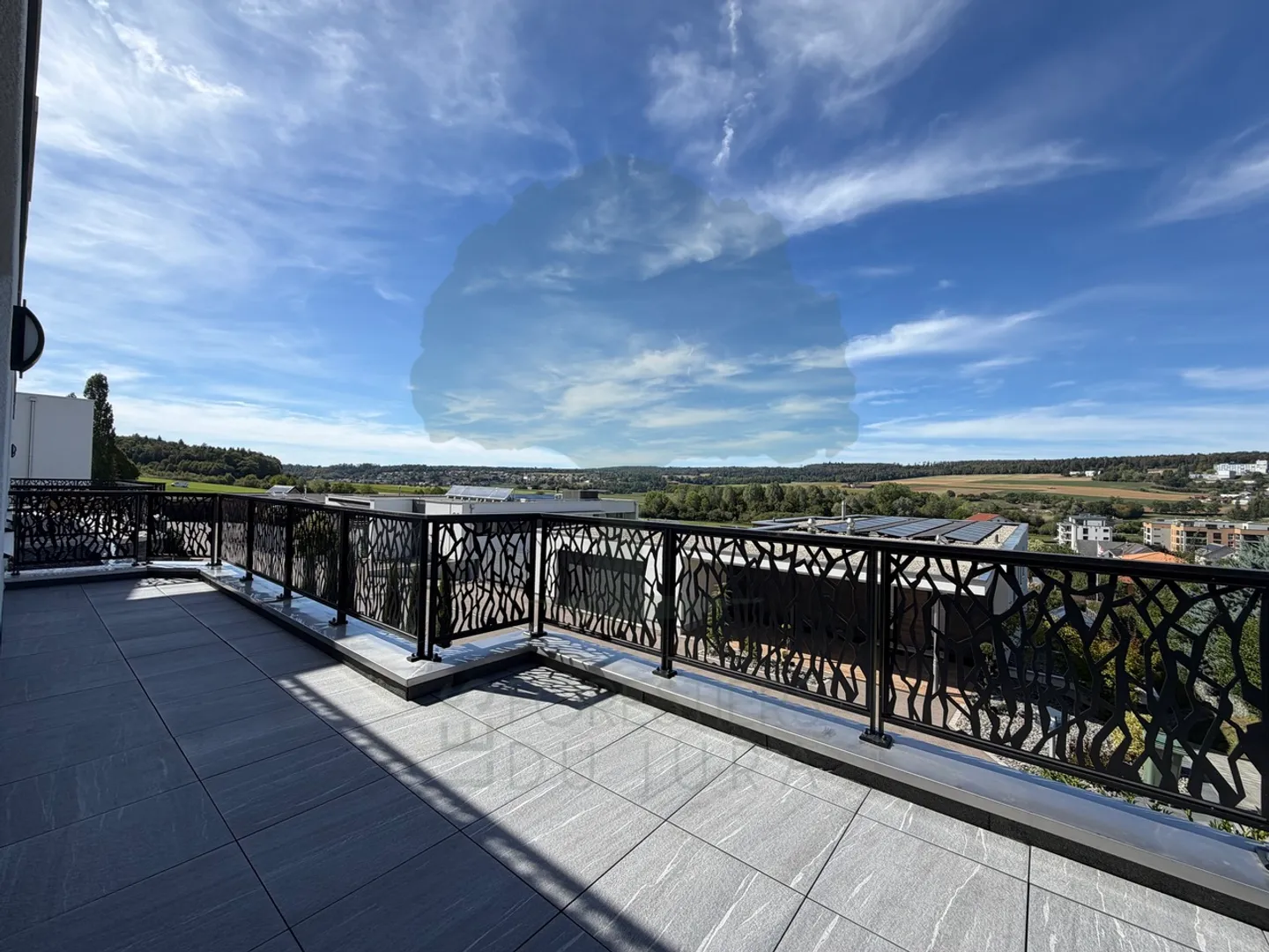 Magnifico appartamento di alta gamma di 4,5 locali con terrazza, giardino - Foto 8 di 21