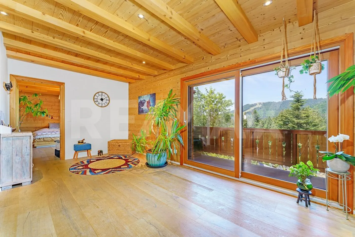 Avec 3 balcons, terrasse et jardin, magnifique appartement - Photo 3 of 13