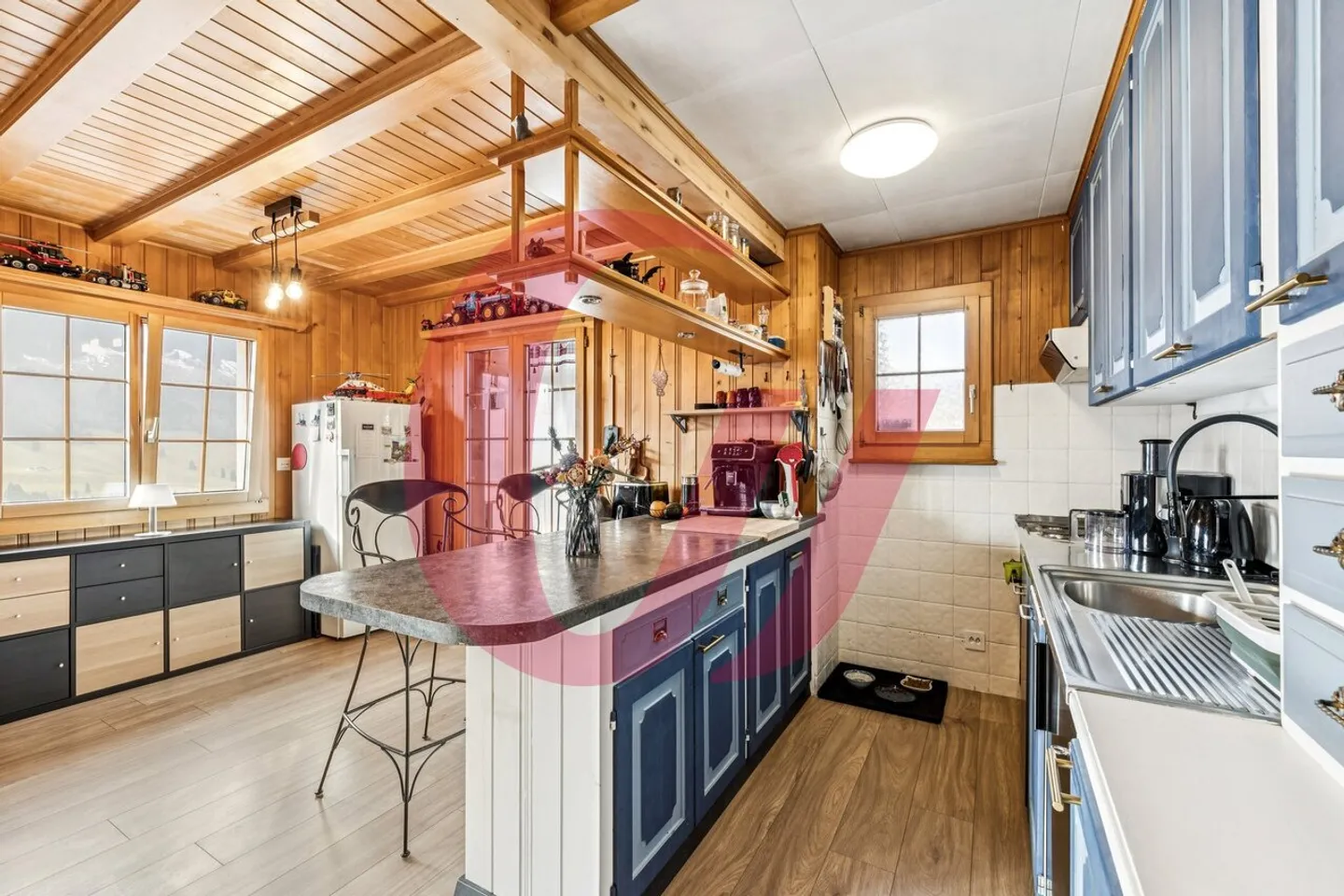 Chalet di 4,5 stanze a Crésuz con vista panoramica! - Foto 4 di 11