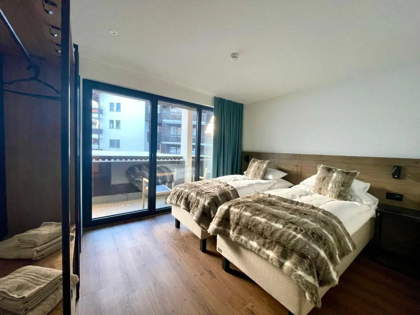 Serviced Hotel Residence apartments with rental returns in Saas-Fee - Photo 7 of 13