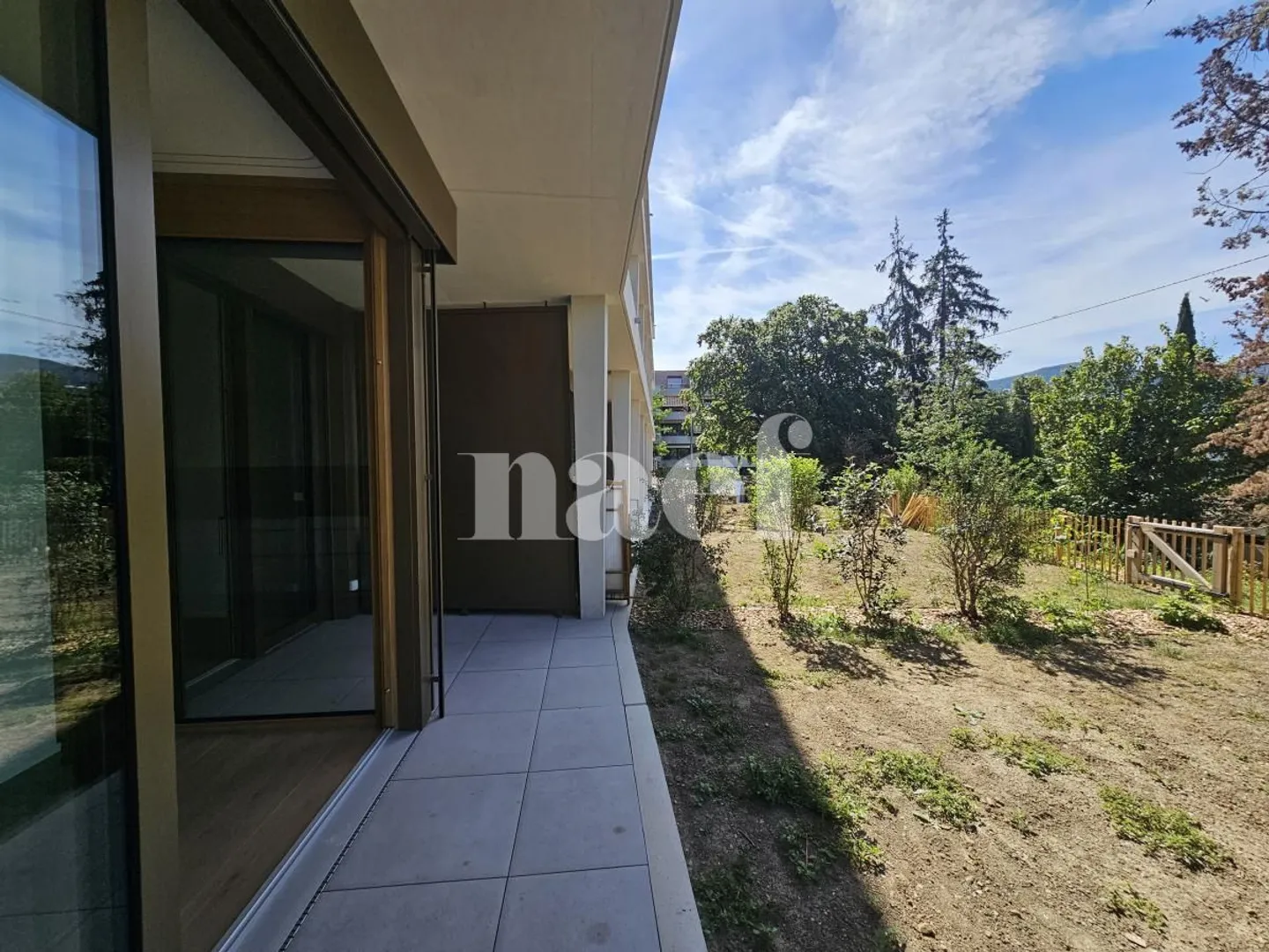 Bell'appartamento nuovo con giardino - Foto 4 di 13
