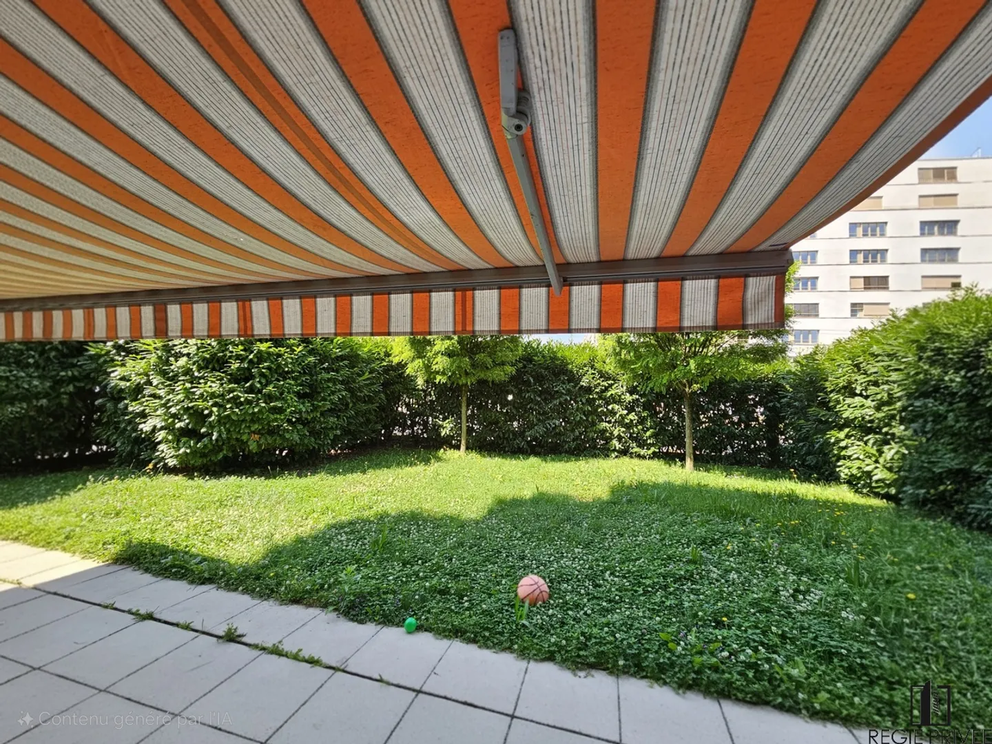 Wohnung mit 3.5 Zimmern im Erdgeschoss mit Garten - Foto 2 di 7