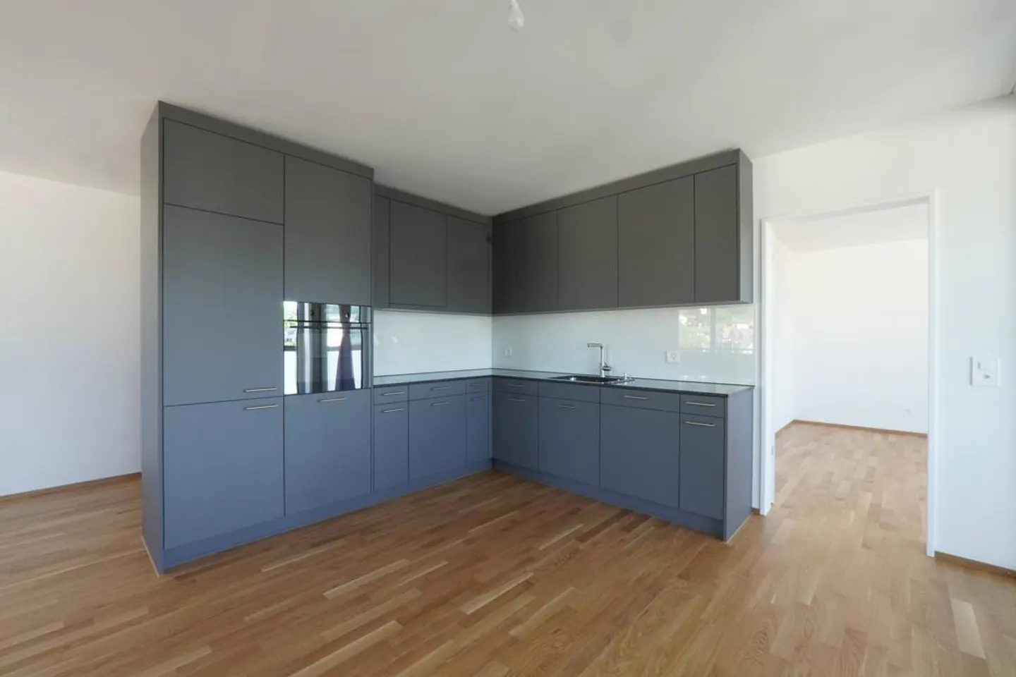 PREMIÈRE LOCATION À LIESTAL - chaque appartement avec sa propre tour de lavage - Photo 9 sur 12