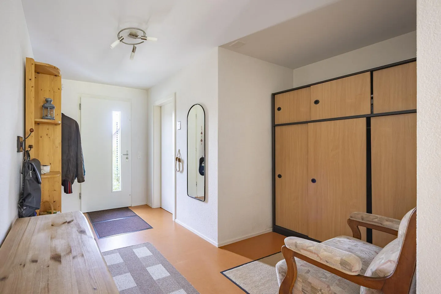 Ampia casa unifamiliare di 5,5 stanze - Foto 2 di 20