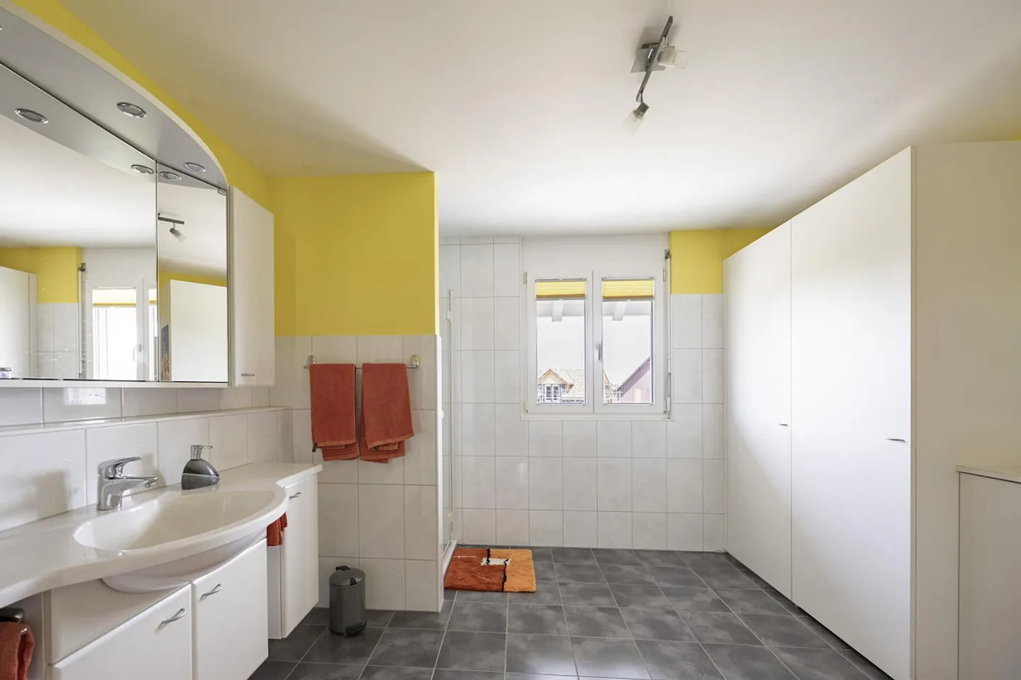 Ampia casa unifamiliare di 5,5 stanze - Foto 7 di 20