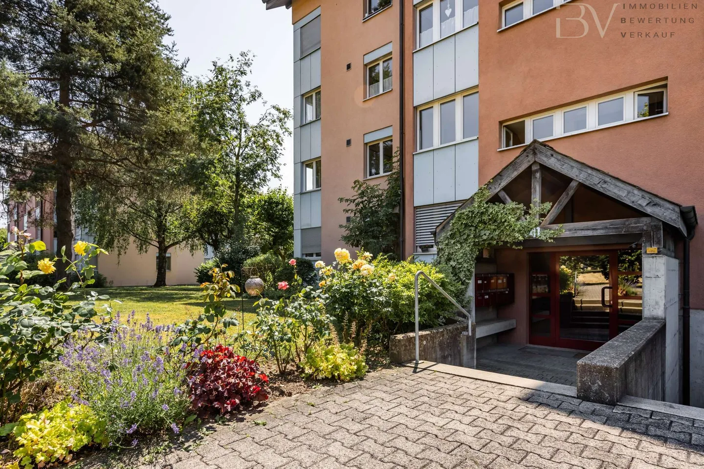 Well-maintained 3.5-room apartment in a preferred location in Thun - Photo 4 of 21