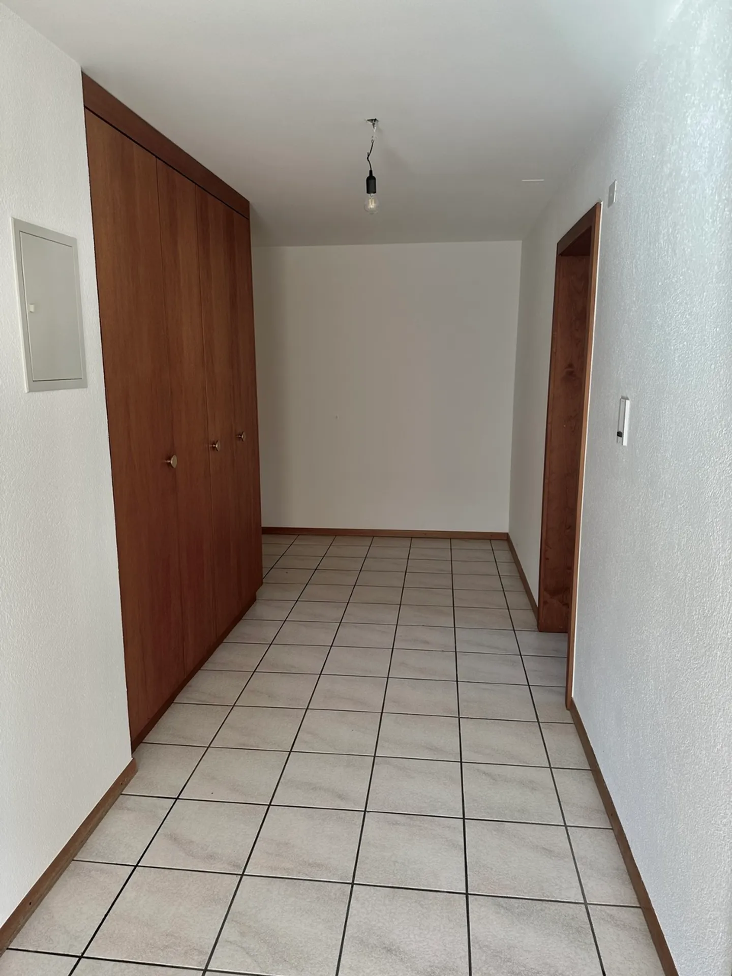 Courtepin 2,5 pces de 61,4m², balcon couvert, parking souterrain, cave - Photo 10 sur 13