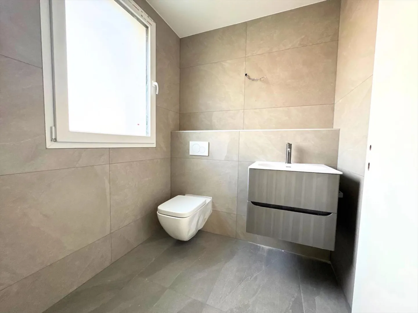 Maison jumelle à vendre - Photo 4 sur 13