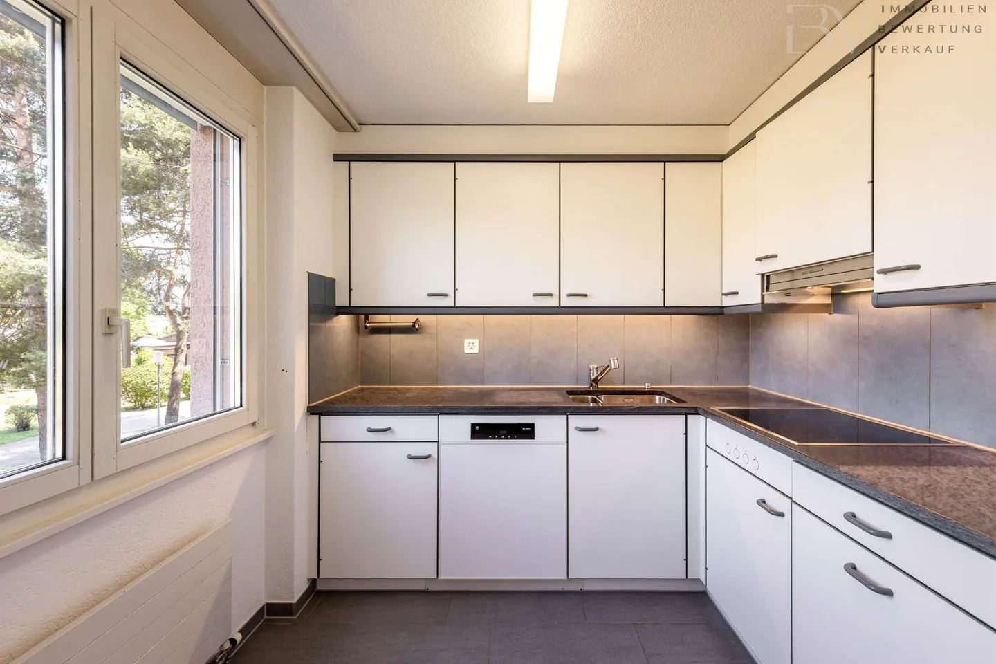 Well-maintained 3.5-room apartment in a preferred location in Thun - Photo 8 of 21
