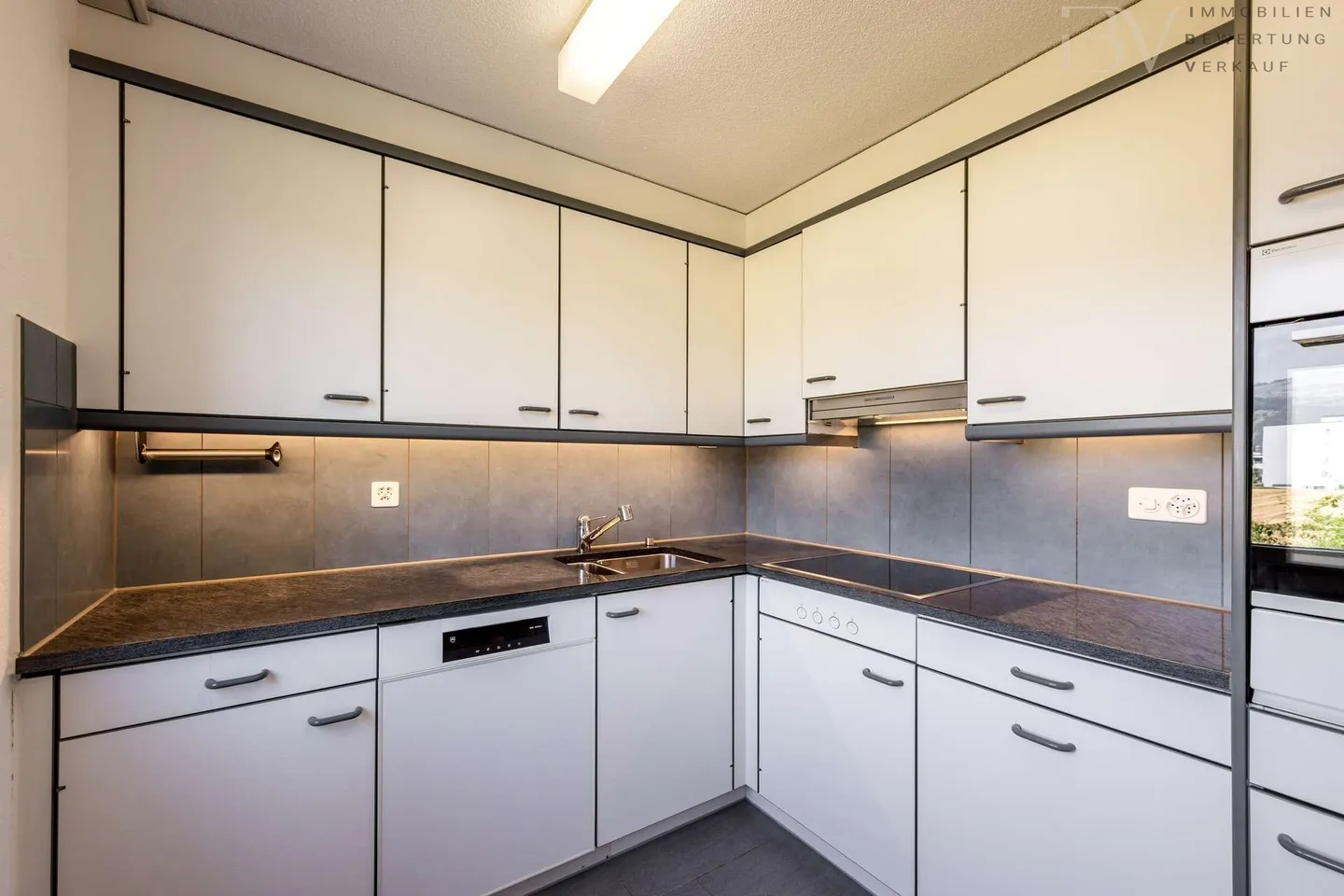 Well-maintained 3.5-room apartment in a preferred location in Thun - Photo 7 of 21
