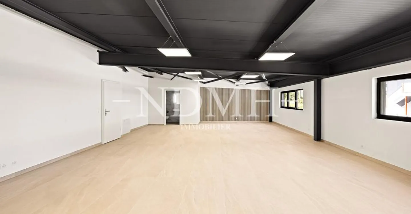 Heller und modularer Arbeitsraum in einem Gewerbegebiet - Foto 3 von 7