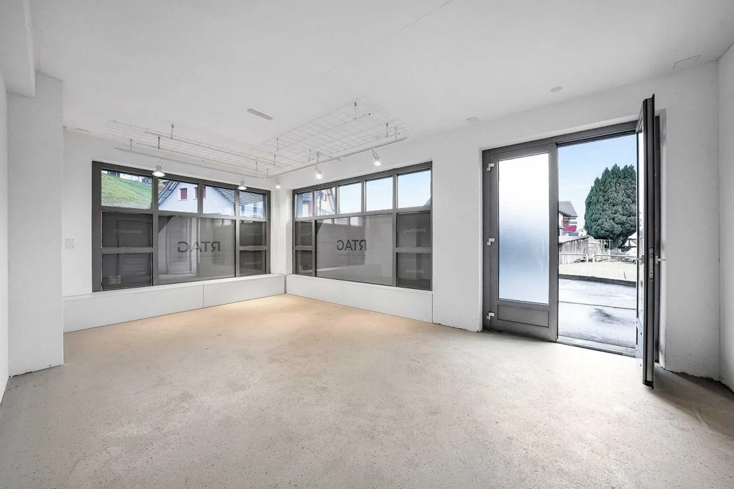 Gewerberaum in Montlingen - Foto 2 von 7