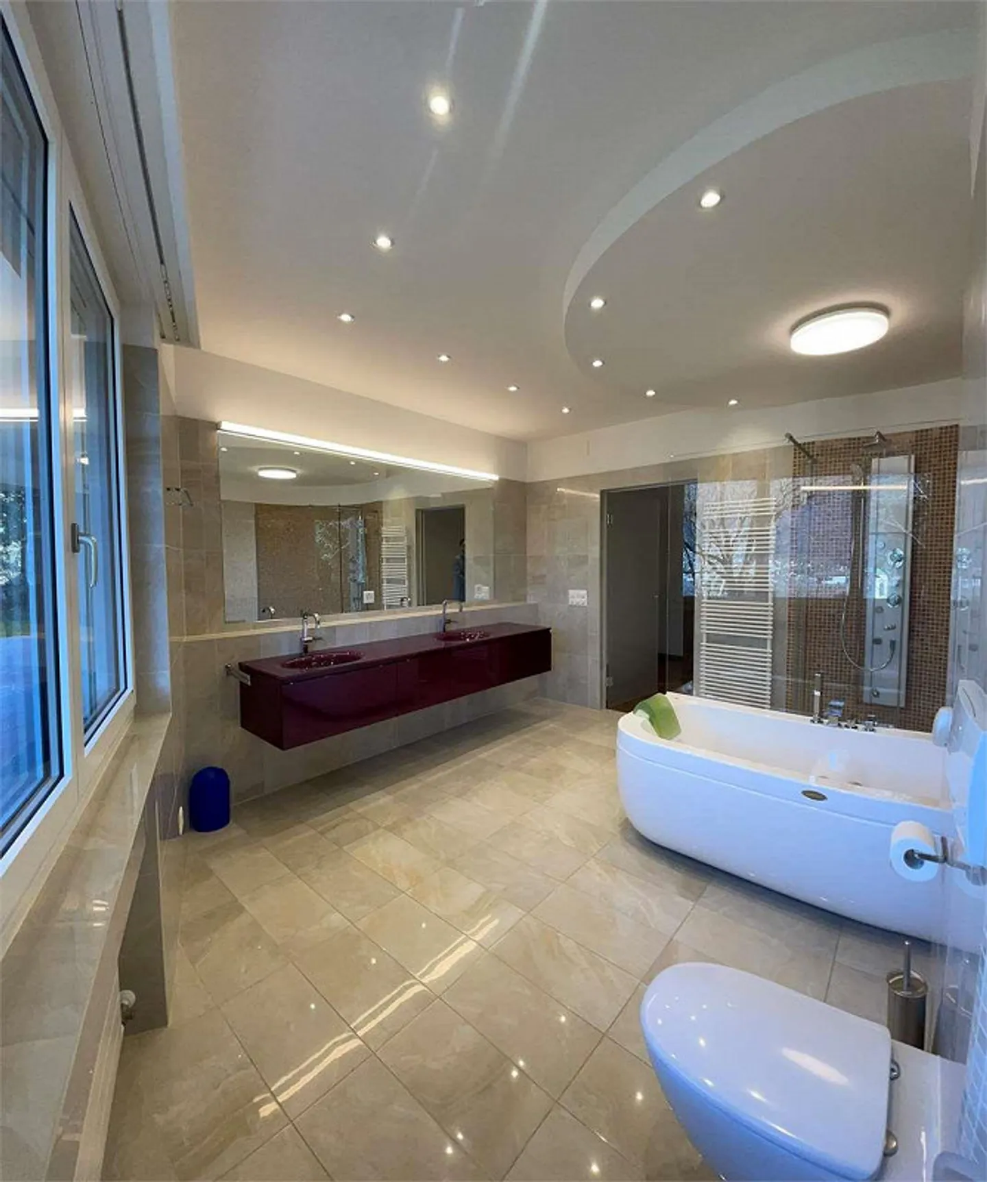 Exclusive Villa with Wellness Area and Open View in the Green of Vezia - Photo 10 of 13