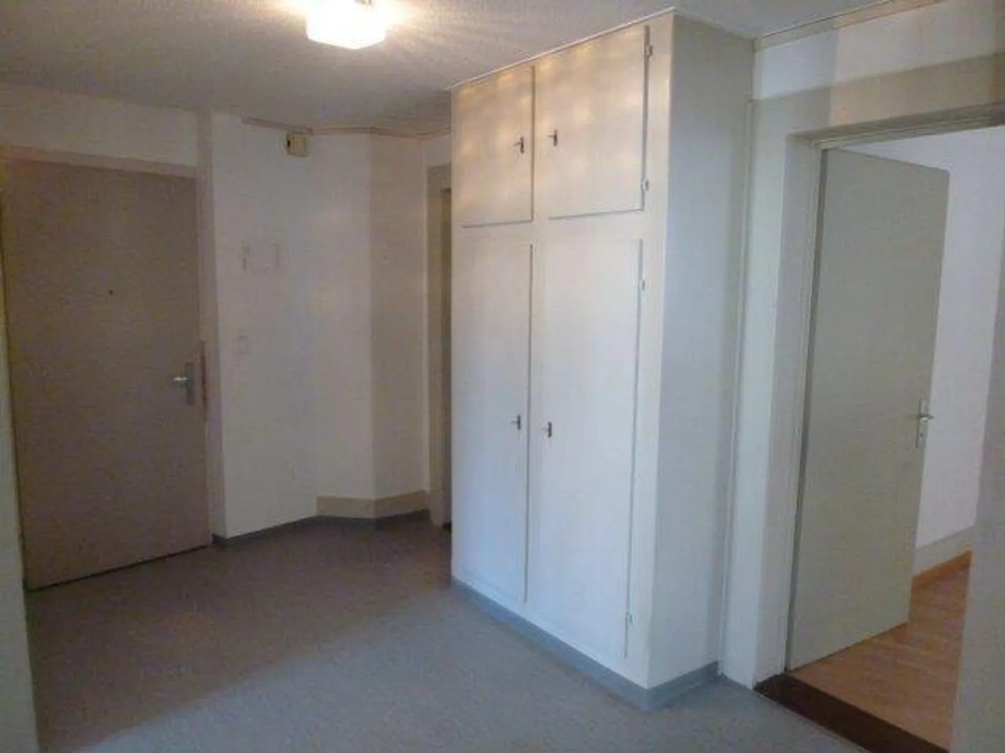 Ottimo appartamento in una zona tranquilla, ma comunque in città! - Foto 9 di 10