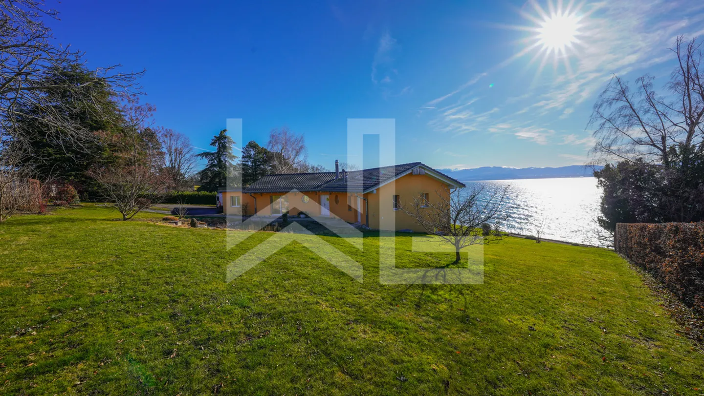 Villa fronte acqua - Accogliente e Luminoso - Foto 4 di 16
