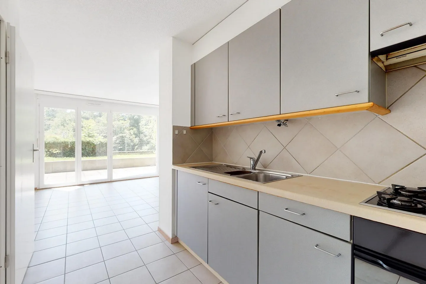 Quiet and Green Neighborhood - Photo 2 of 9