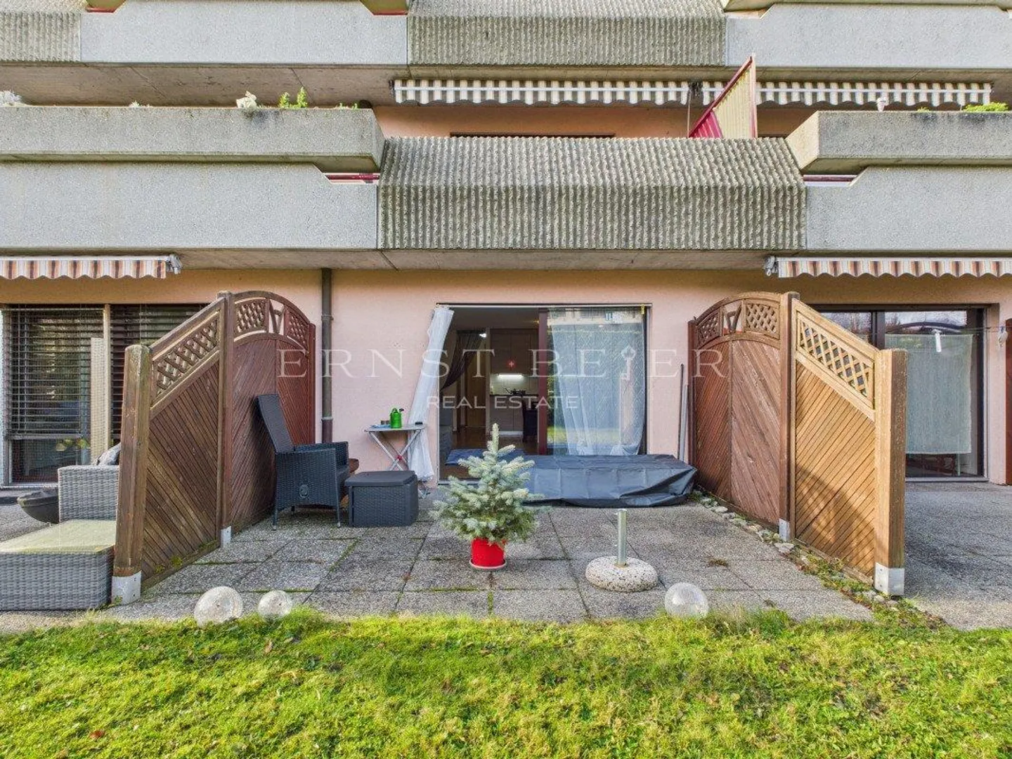 Charming studio two minutes walk from the lakeside - Photo 1 of 6