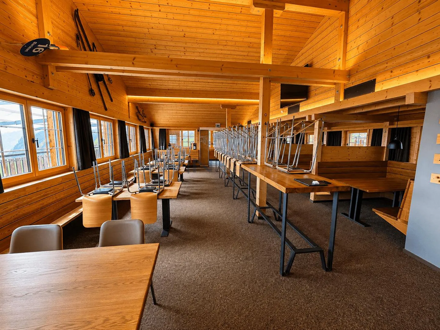 Bergrestaurant über den Bergen - Foto 7 von 7