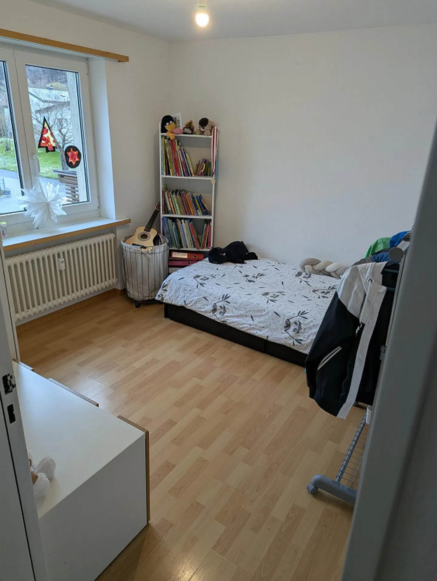 Helle 4-Zimmer-Wohnung mit Balkon - Foto 3 von 10