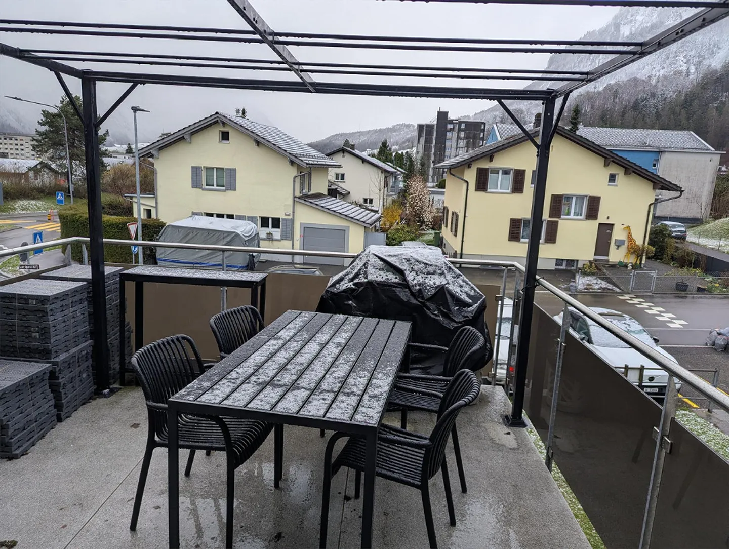 Helle 4-Zimmer-Wohnung mit Balkon - Foto 5 von 10