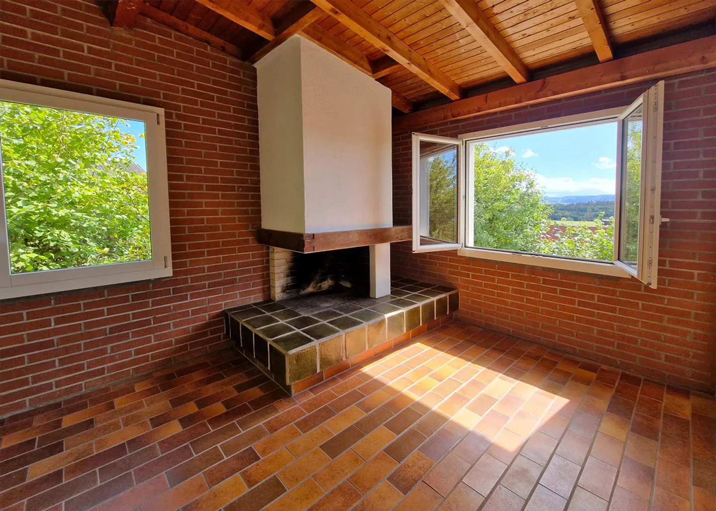 Ampia casa unifamiliare con 6 stanze e molta privacy - Foto 2 di 21