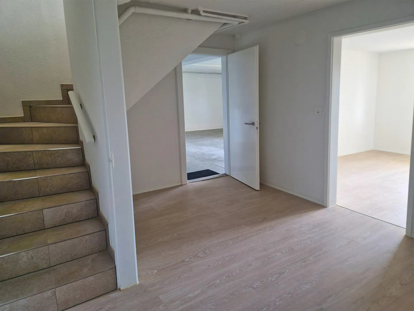 Ampia casa unifamiliare con 6 stanze e molta privacy - Foto 14 di 21