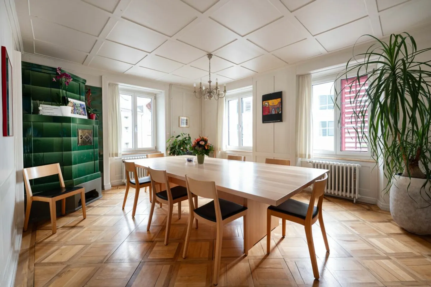 Casa a schiera ben tenuta e ristrutturata con stile, con due appartamenti, uffici e studio - Foto 10 di 32