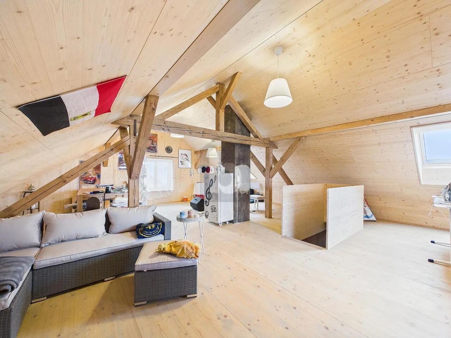 Charming Family Home in Rapperswil - Photo 3 of 6