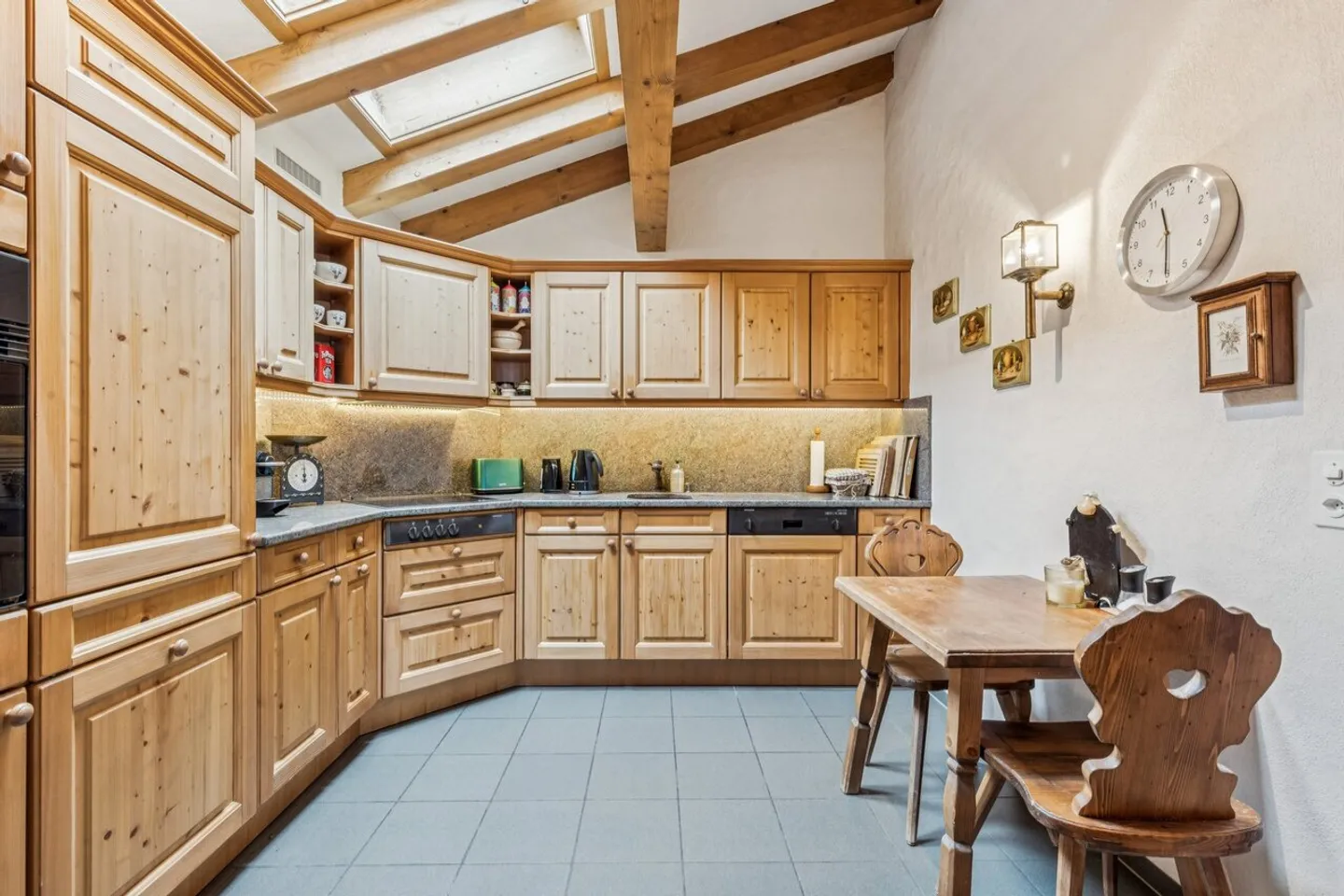 Wunderschönes Penthouse in Lauenen - Foto 5 von 10