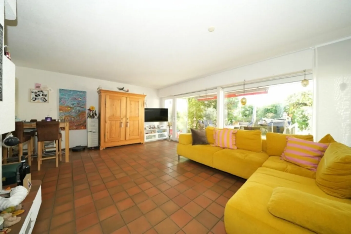 «Raumwunder mit Weitsicht an begehrter Hanglage» - Photo 4 sur 11