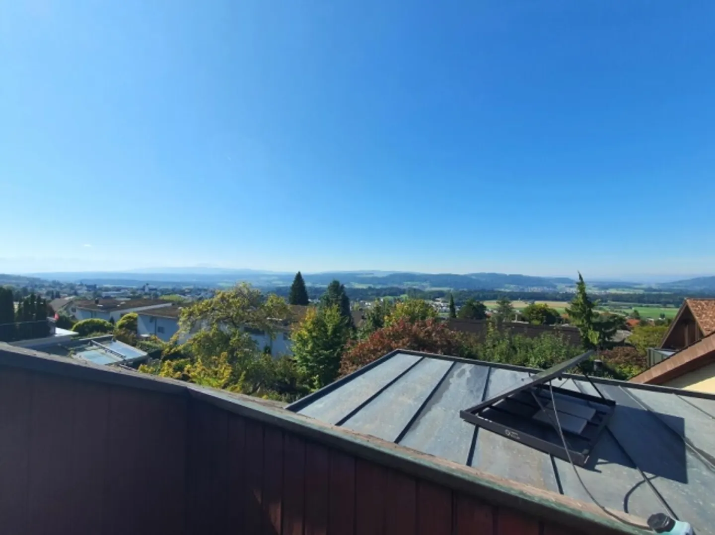 «Raumwunder mit Weitsicht an begehrter Hanglage» - Photo 10 sur 11