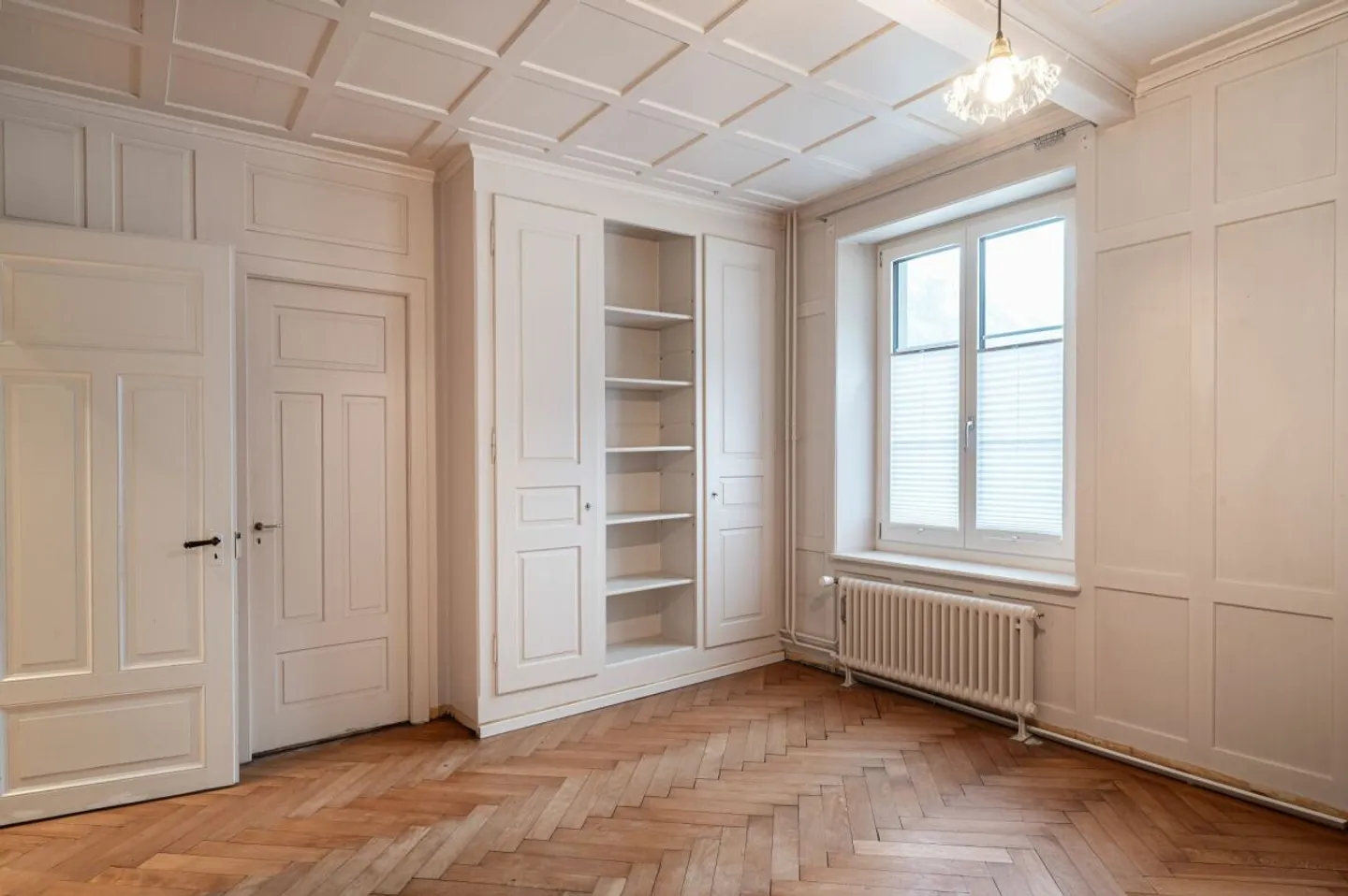 Casa a schiera ben tenuta e ristrutturata con stile, con due appartamenti, uffici e studio - Foto 19 di 32