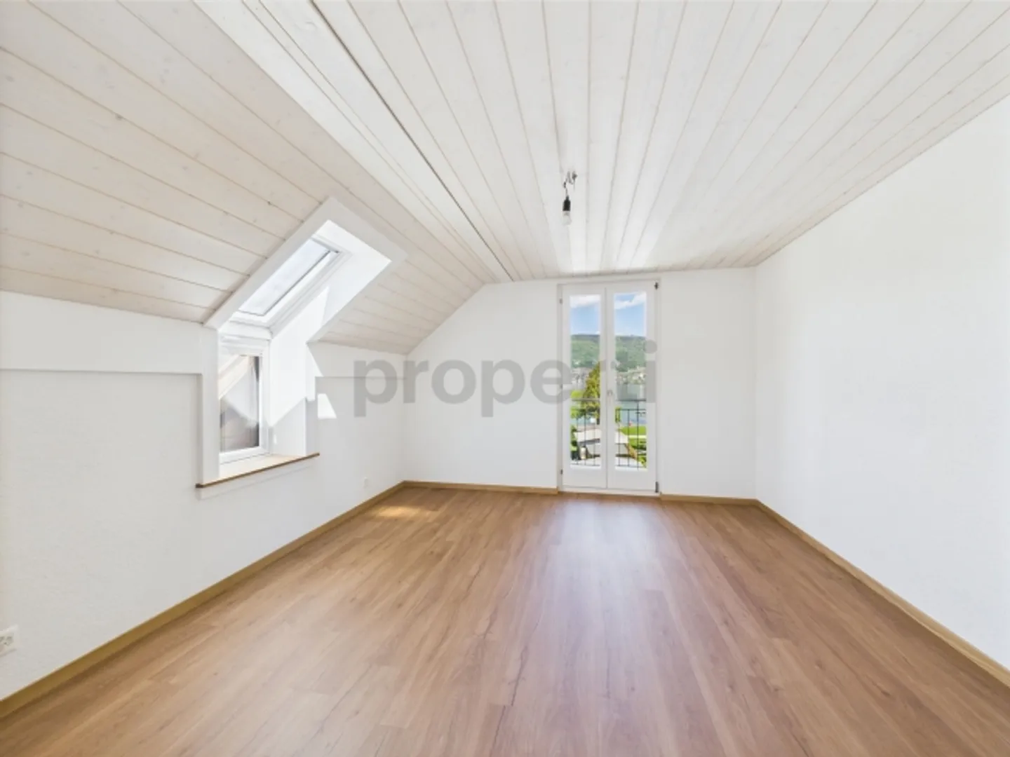 Erlach, Cantone BE: Casa plurifamiliare moderna con vista lago - Foto 6 di 12
