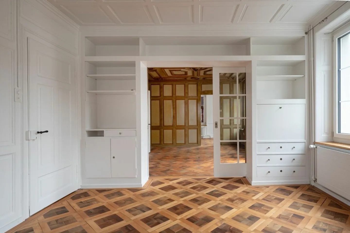 Casa a schiera ben tenuta e ristrutturata con stile, con due appartamenti, uffici e studio - Foto 24 di 32