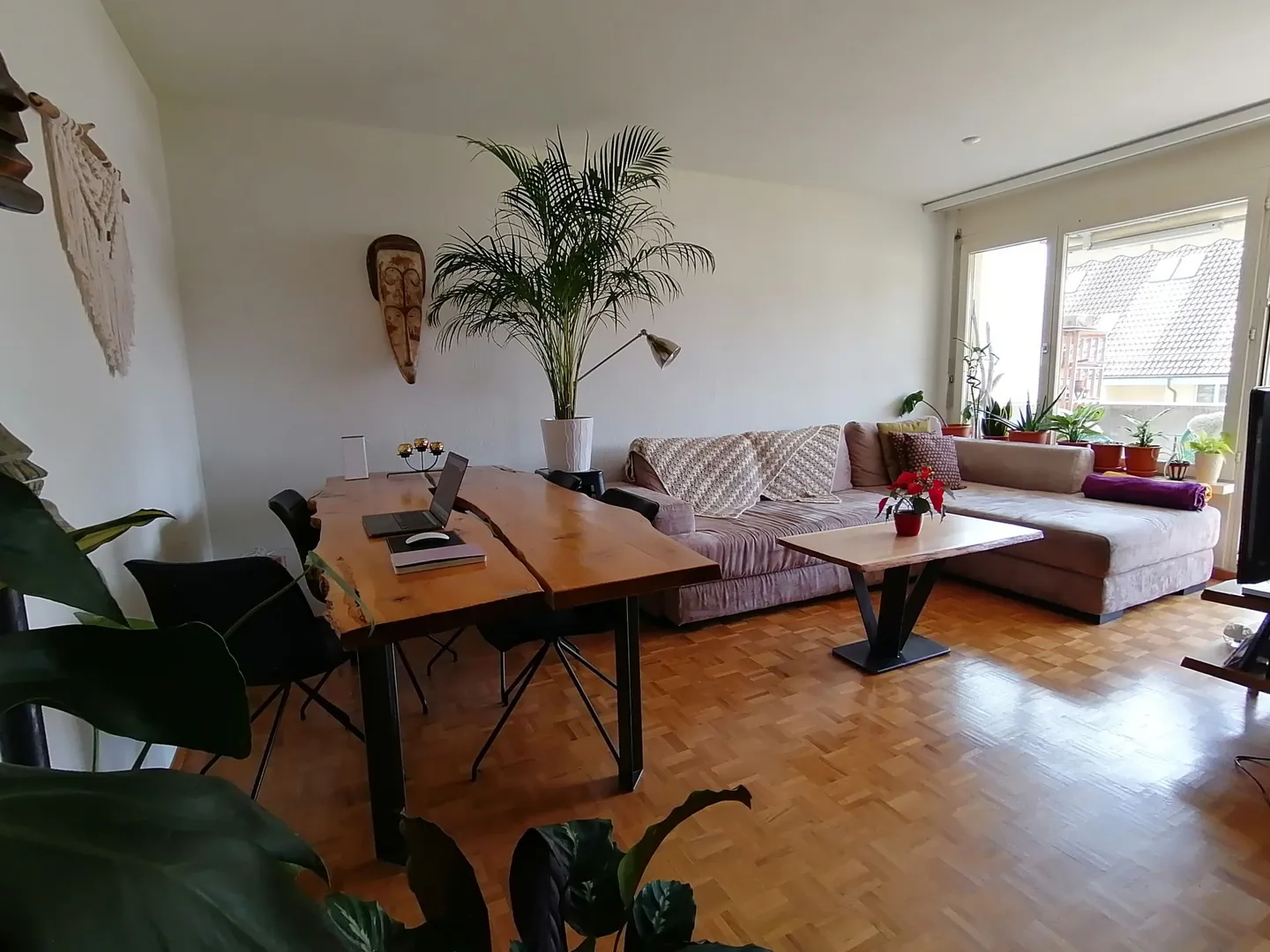 Helle Wohnung mit Balkon - Foto 3 von 10